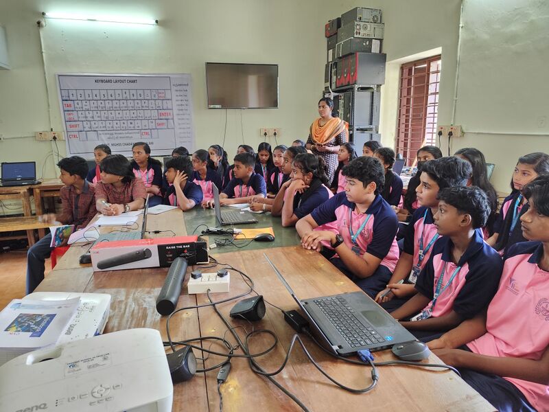 പ്രമാണം:40023 lk pcamp 2.jpg