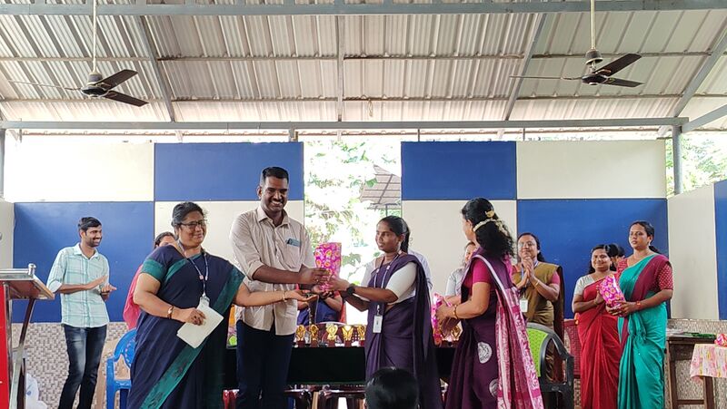 പ്രമാണം:42069 class pta2.jpg