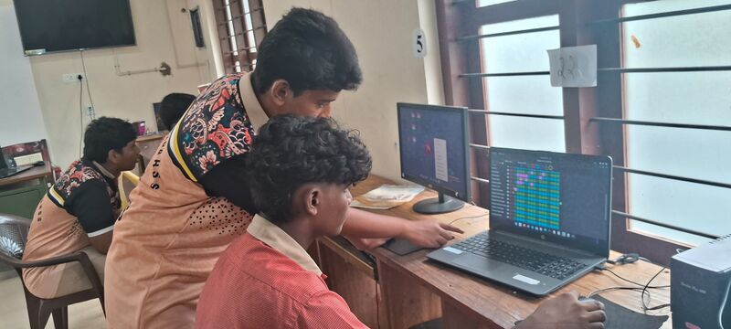 പ്രമാണം:44046 lk24 bhinna3.jpg