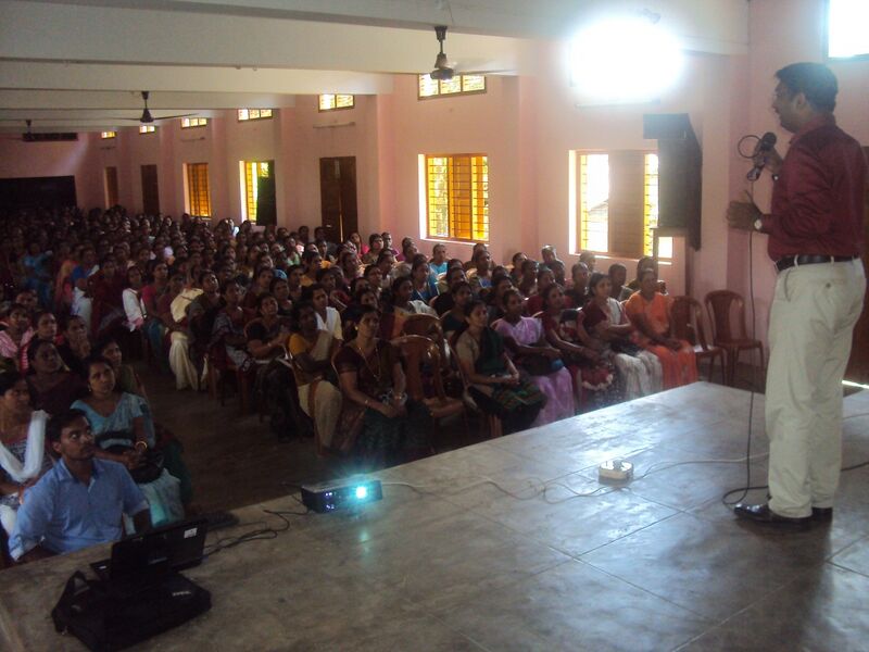 പ്രമാണം:Amma 15 35052.jpg