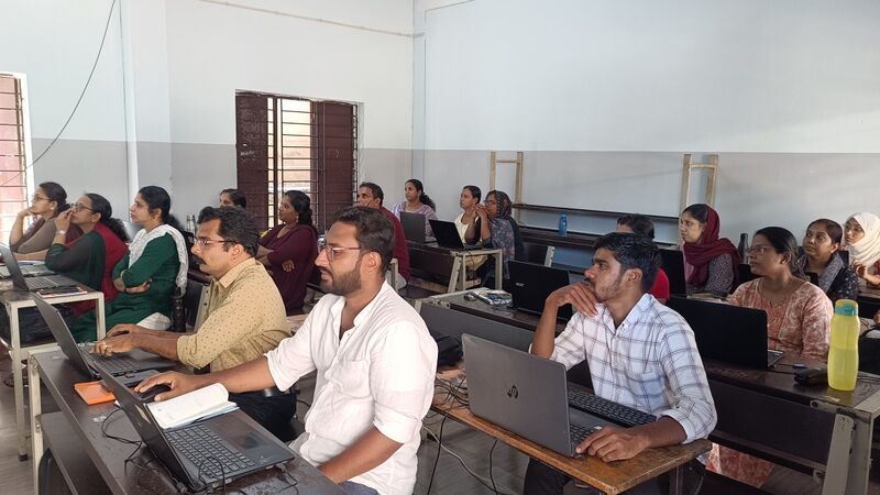 പ്രമാണം:Drcmlp tb 165.jpg