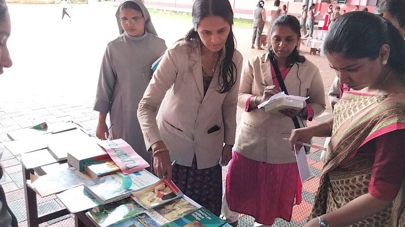 പ്രമാണം:LIBARY DECORATION.jpg