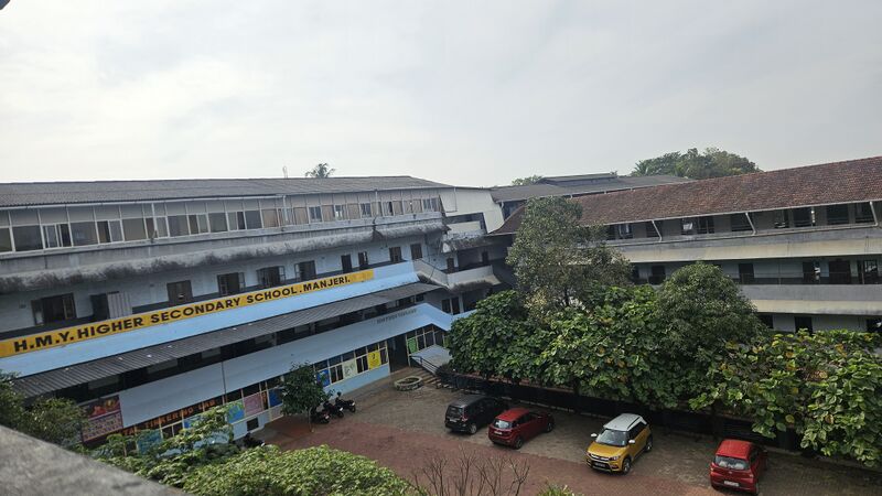 പ്രമാണം:18025school.jpg