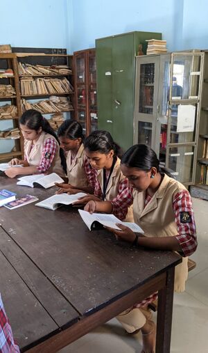 19068 library 3.jpeg