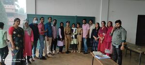 19075 schoolellittlekites4.jpg