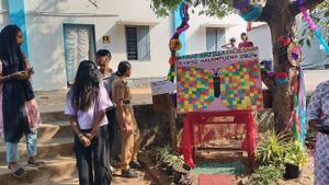 21068 kalolsavam 2.resized.resized.jpg