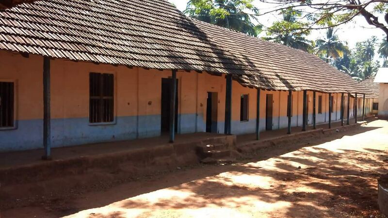 പ്രമാണം:22071 oldbuilding1.jpg