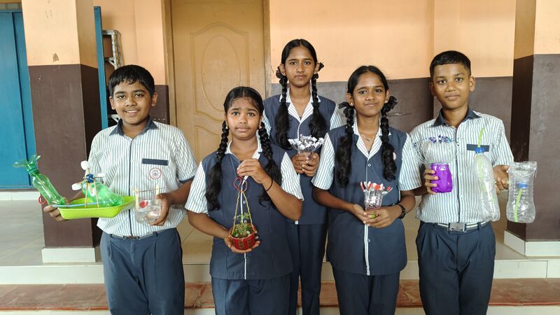 പ്രമാണം:26059-Plastic recycling 2.jpeg