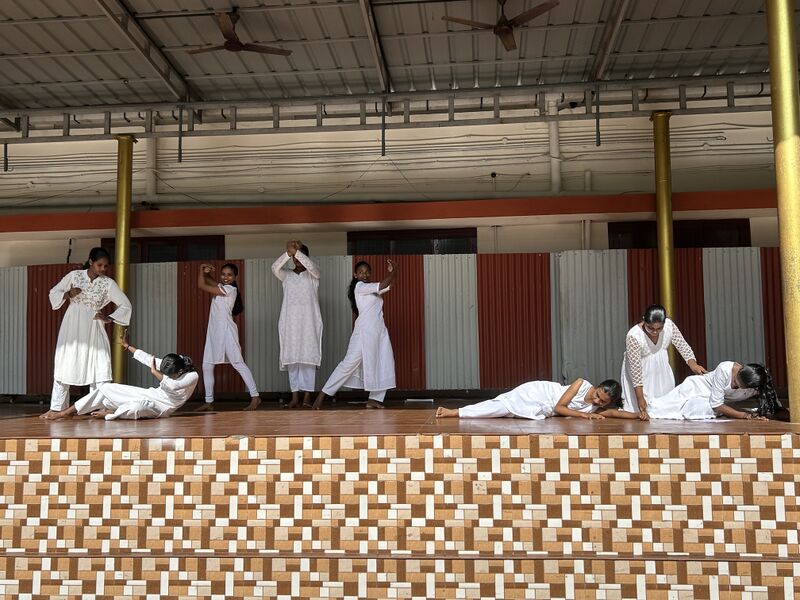 പ്രമാണം:26078- Dance "Promote Peace"-2025.jpeg