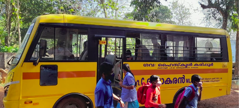 പ്രമാണം:42040bus.png