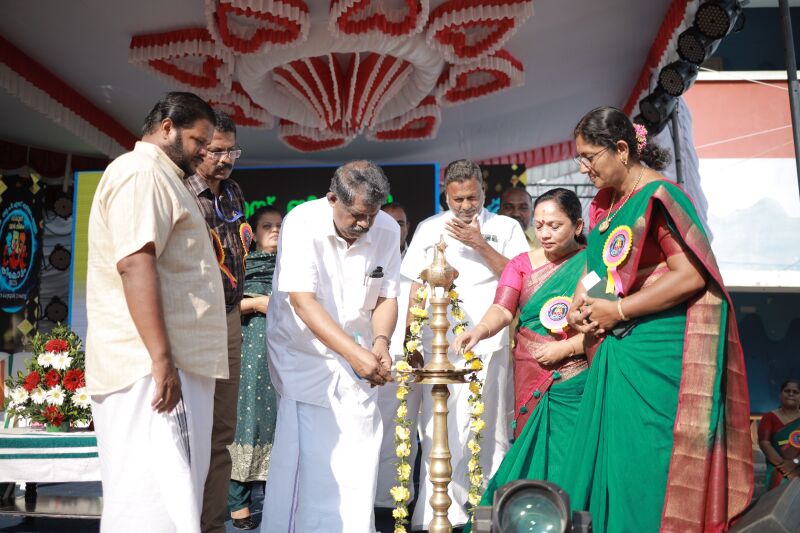 പ്രമാണം:43240 anualday3.jpg