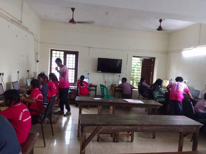 പ്രമാണം:44050 29 2025 3.jpg