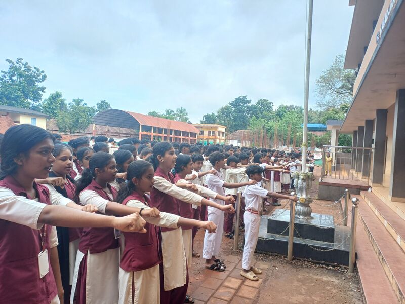 പ്രമാണം:KSD 12018 2.jpg
