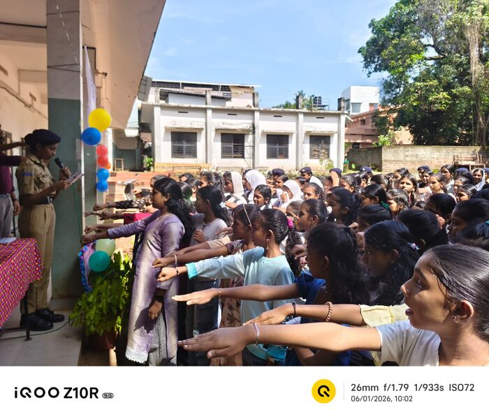 പ്രമാണം:Praveshanolsavam-june-2026.jpeg