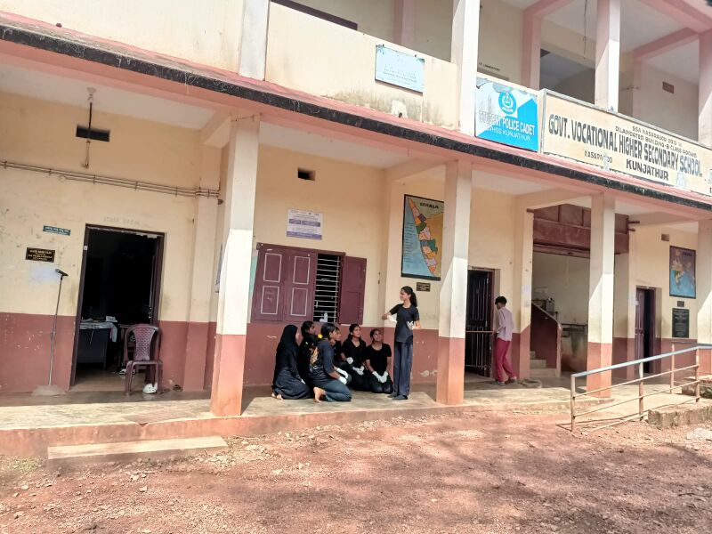 പ്രമാണം:WORLD MI.jpeg