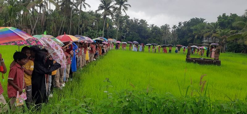 പ്രമാണം:12555 b.jpg