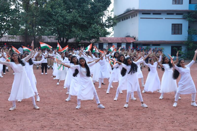 പ്രമാണം:14028 76g.jpg