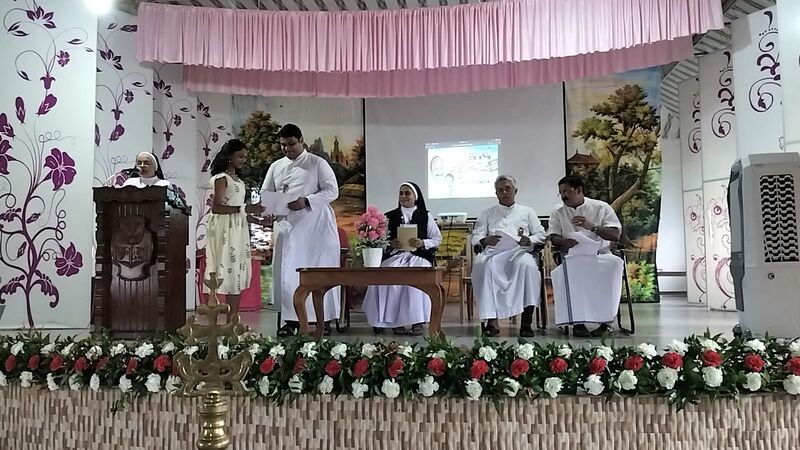 പ്രമാണം:28027 praveshanolsavam 4.jpg