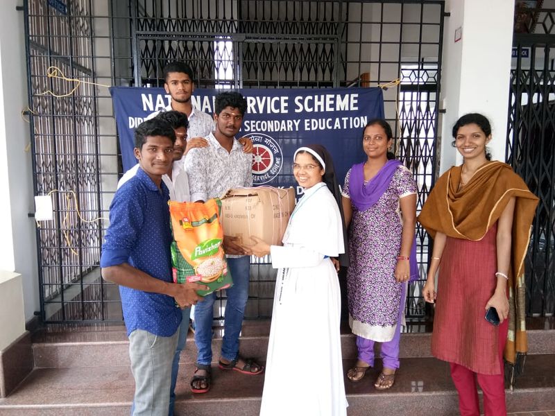 പ്രമാണം:28040 help.jpg