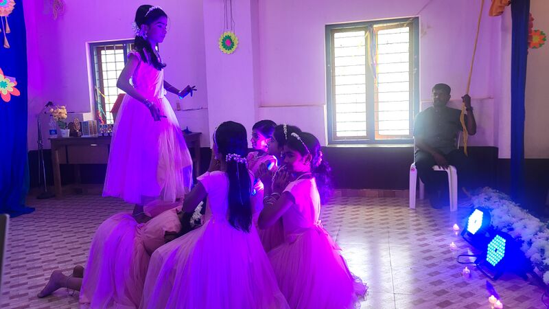 പ്രമാണം:29228 da1.jpg