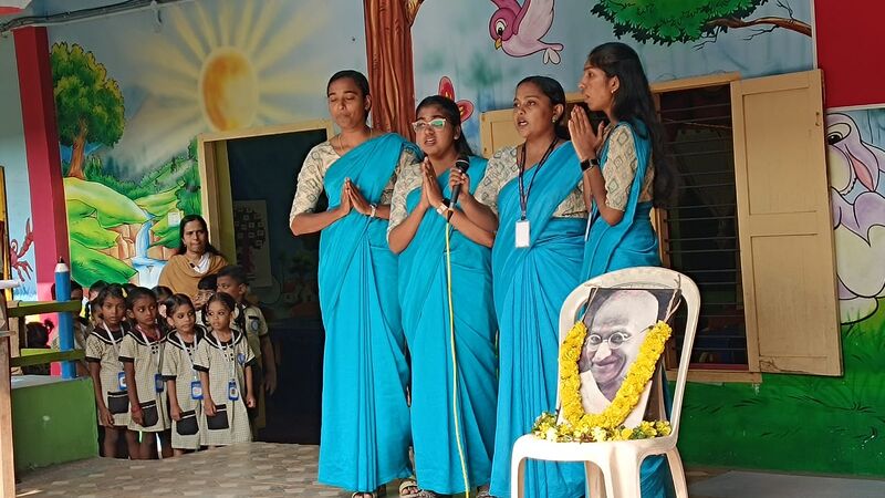 പ്രമാണം:43240 gandhi4.jpeg