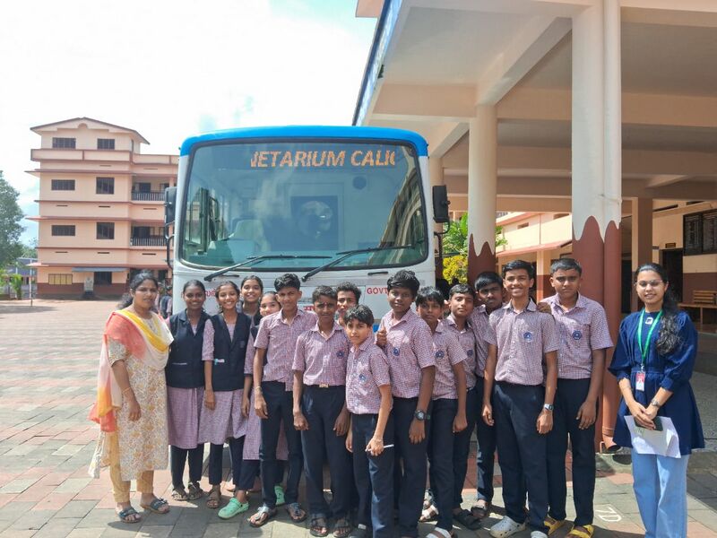 പ്രമാണം:47070-science club.jpeg