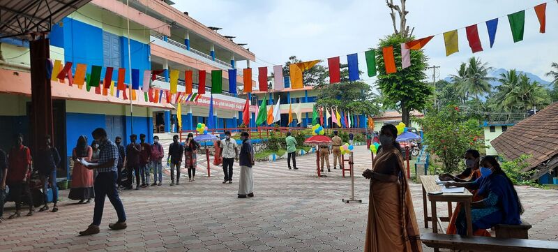 പ്രമാണം:BS21 TVPM 42059 6.jpg