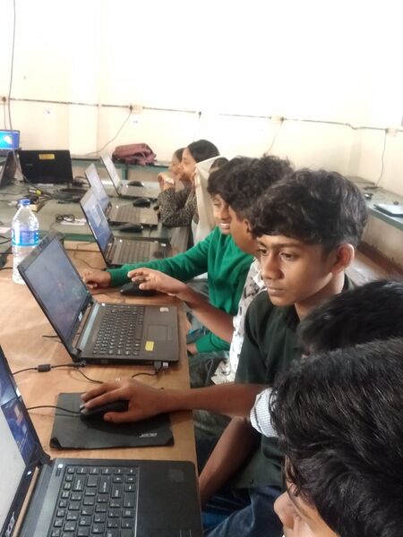 പ്രമാണം:Drcmlp installation fest 59.jpg