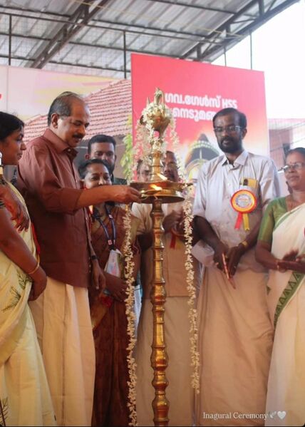 പ്രമാണം:നിറവ് 2K2501.jpg