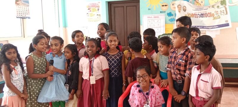 പ്രമാണം:പഠനോത്സവം 2023 (2).jpg