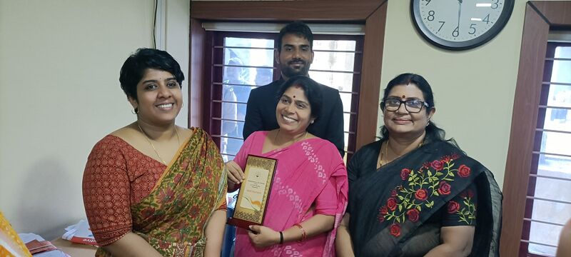 പ്രമാണം:21060 khs independence day 1.jpg