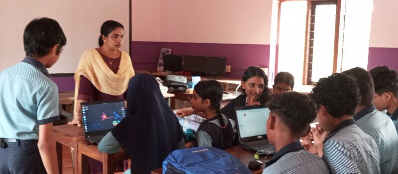 പ്രമാണം:35013 sc25 2.jpg