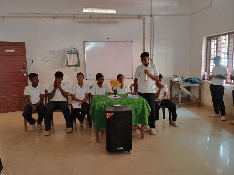 പ്രമാണം:35059-2025-26-SPC-XMas Camp-Section4-1.jpg