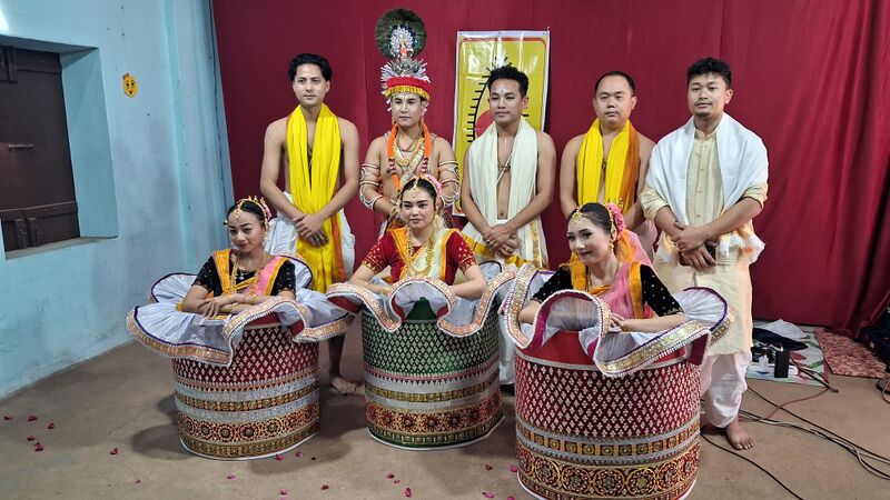 പ്രമാണം:41409 Manipuri dance 14.jpg