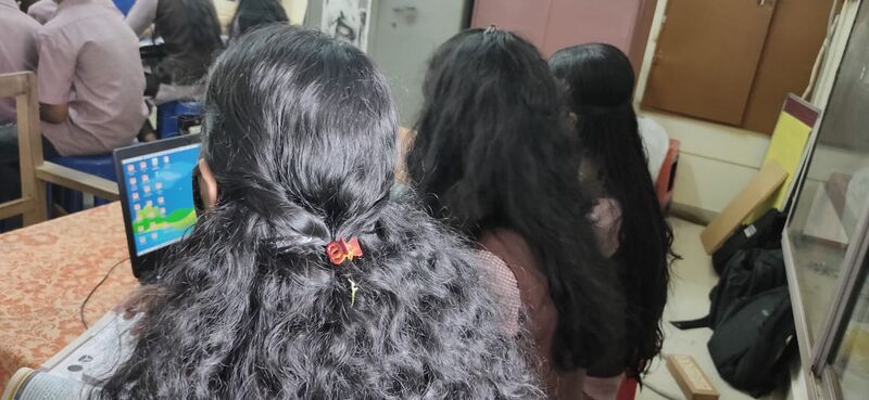 പ്രമാണം:44055 CL.jpg