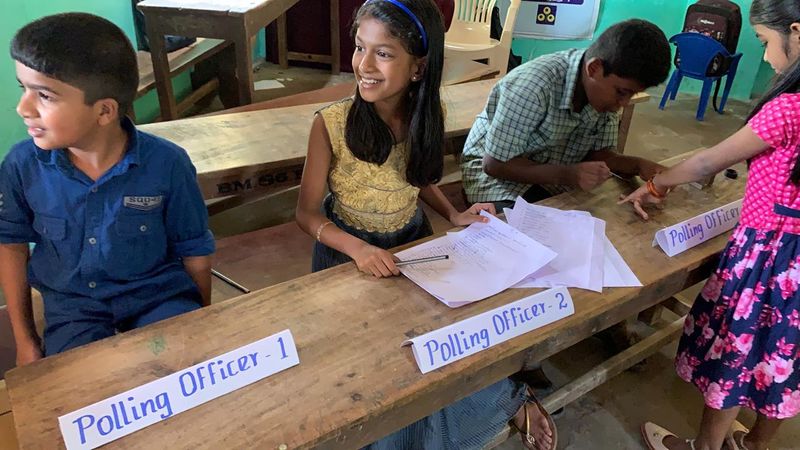 പ്രമാണം:21302-elec 19 1.jpg