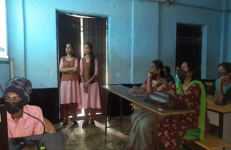 പ്രമാണം:22074-TSR-LKCS22-1 - Gvhss Puthur.jpg