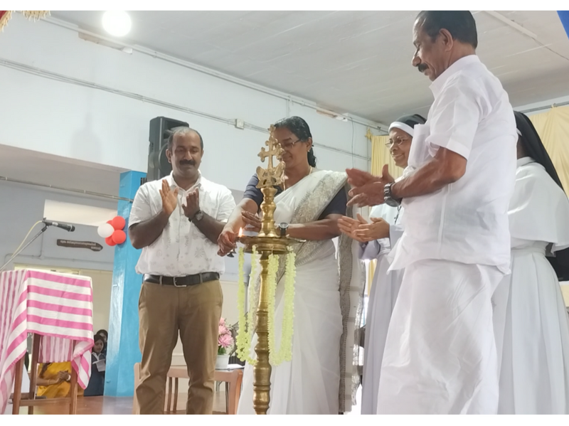 പ്രമാണം:31076 pravesanam 5.png