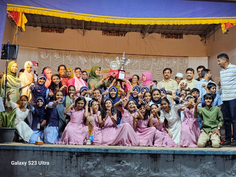 പ്രമാണം:34343 UPAJILLA KALOLSAVAM.jpg