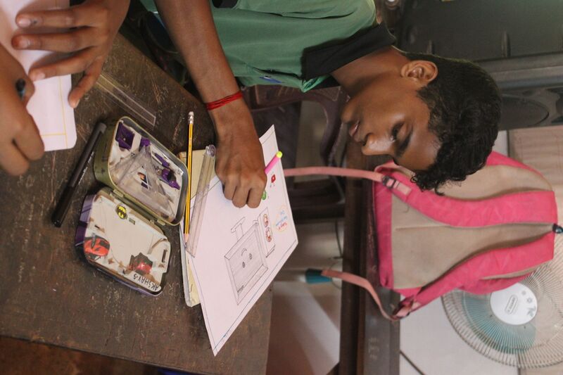 പ്രമാണം:38004 -LK -POSTER 3.JPG