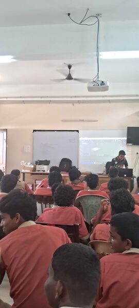 പ്രമാണം:44046 lk23rp ani1.jpg