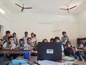 47069 hitech class.jpg