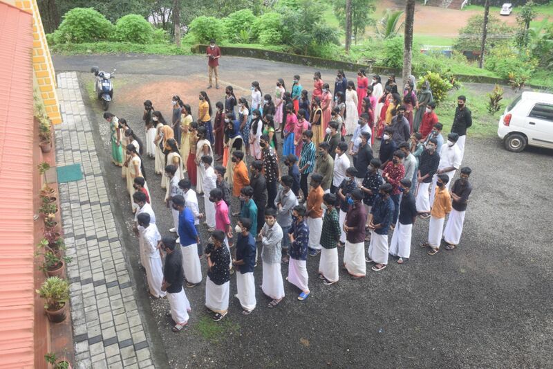 പ്രമാണം:BS21 KNR 13046 5.jpg