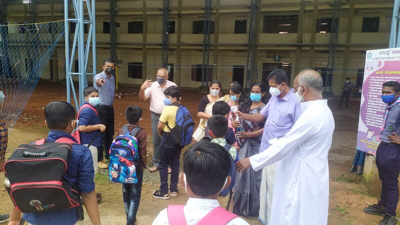 പ്രമാണം:Back to schooling 01.jpg