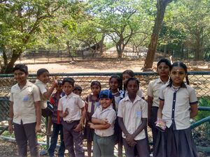 പഠനയാത്ര GMNLPS VELLAYANI.jpg