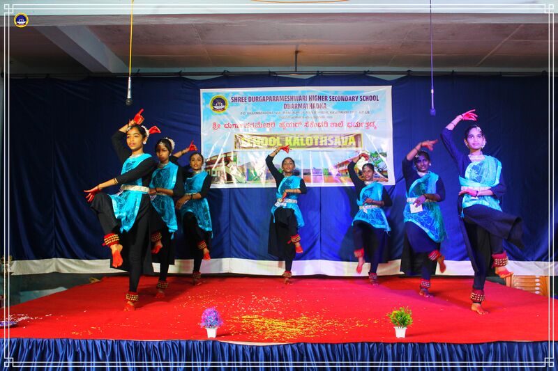 പ്രമാണം:11051SCHOOLKALOTHSAVA202412.jpg