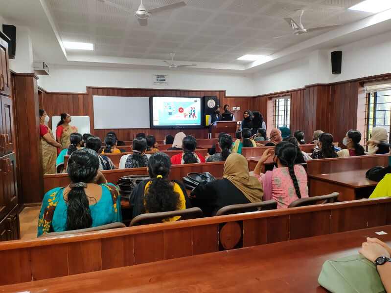 പ്രമാണം:13079-KNR-LKCS22-5 - GHSS Munderi.jpg