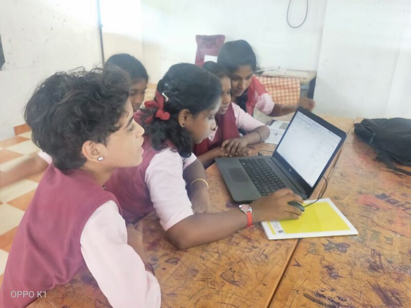 പ്രമാണം:23448 it.jpg