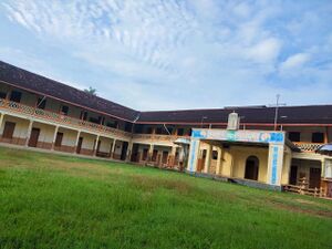 26053 EKM SCHOOL PHOTO.jpeg