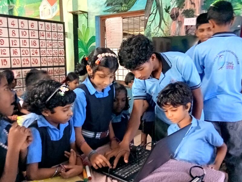 പ്രമാണം:28041 robotics nov 2025 5.jpg